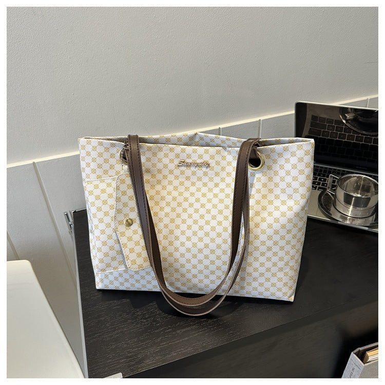 Large Capacity Retro Printed Shoulder Bag