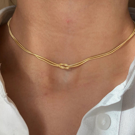 Women's Knotted Snake Chain