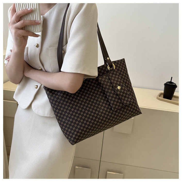 Large Capacity Retro Printed Shoulder Bag
