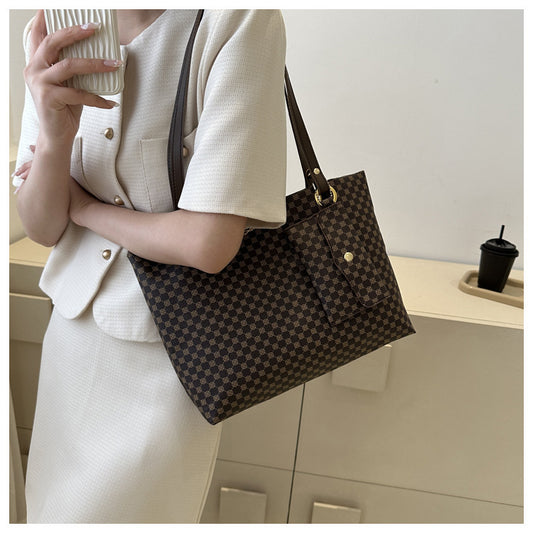 Large Capacity Retro Printed Shoulder Bag