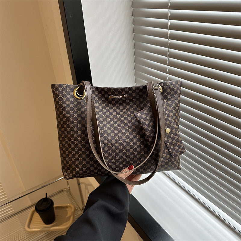 Large Capacity Retro Printed Shoulder Bag