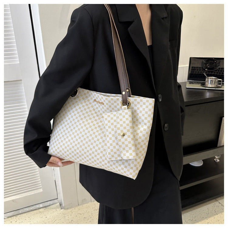 Large Capacity Retro Printed Shoulder Bag