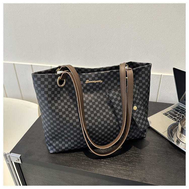 Large Capacity Retro Printed Shoulder Bag