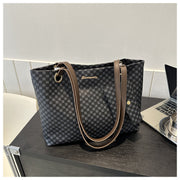 Large Capacity Retro Printed Shoulder Bag