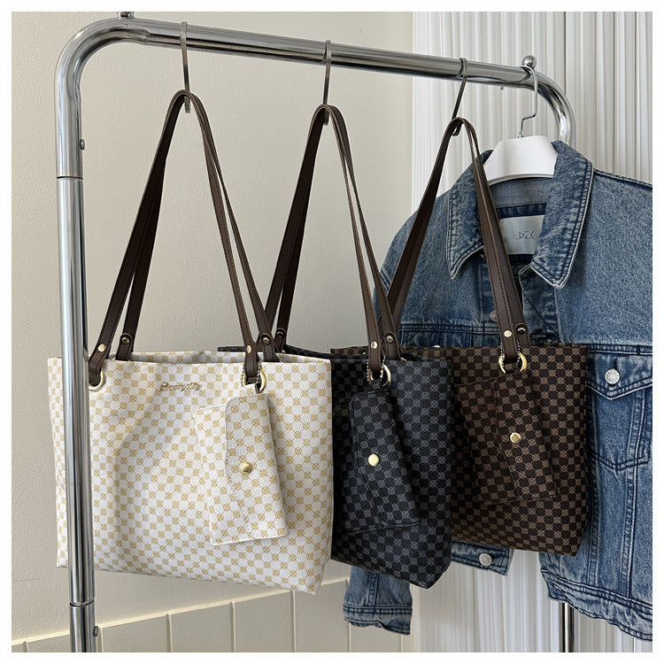 Large Capacity Retro Printed Shoulder Bag
